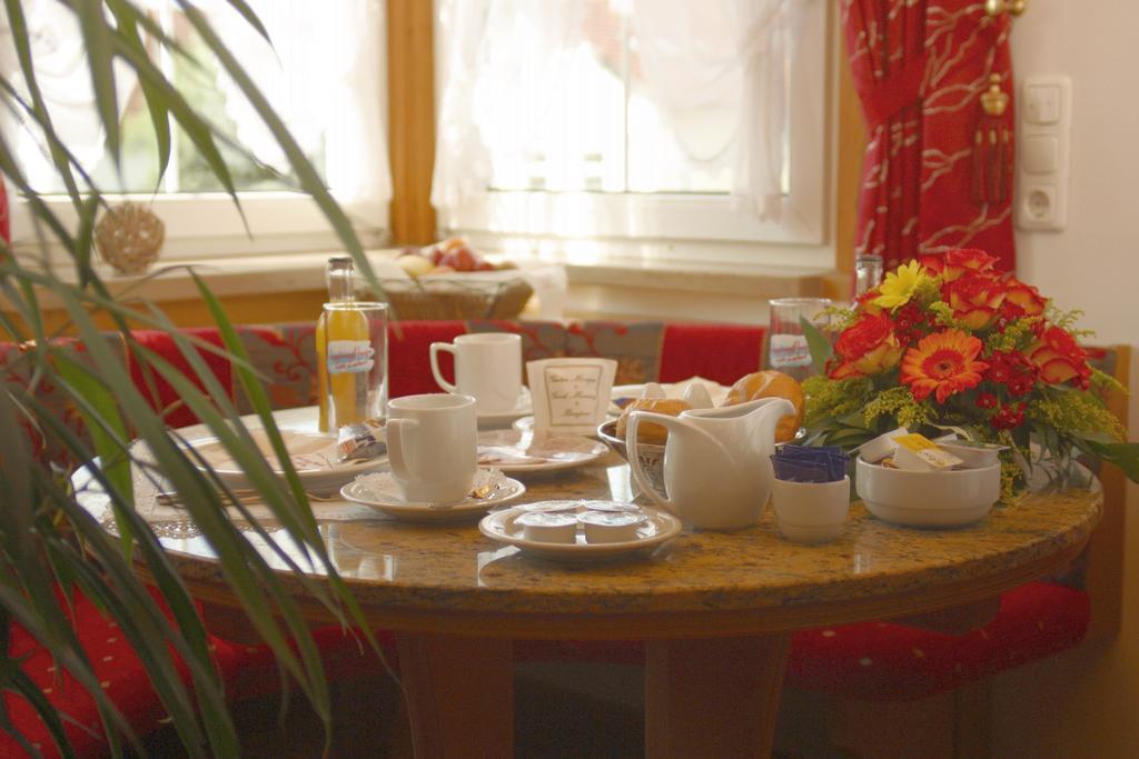 Appartementpension Zum Zacherl Feldkirchen  Szoba fotó